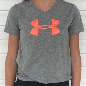 Youth kids under armor gray V-neck T-shirt